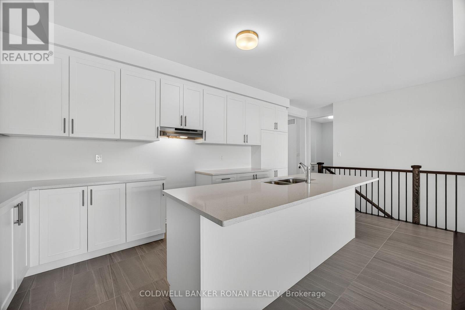 21 Sparrow Way, Adjala-Tosorontio (Colgan), Ontario  L0G 1W0 - Photo 9 - N12730442