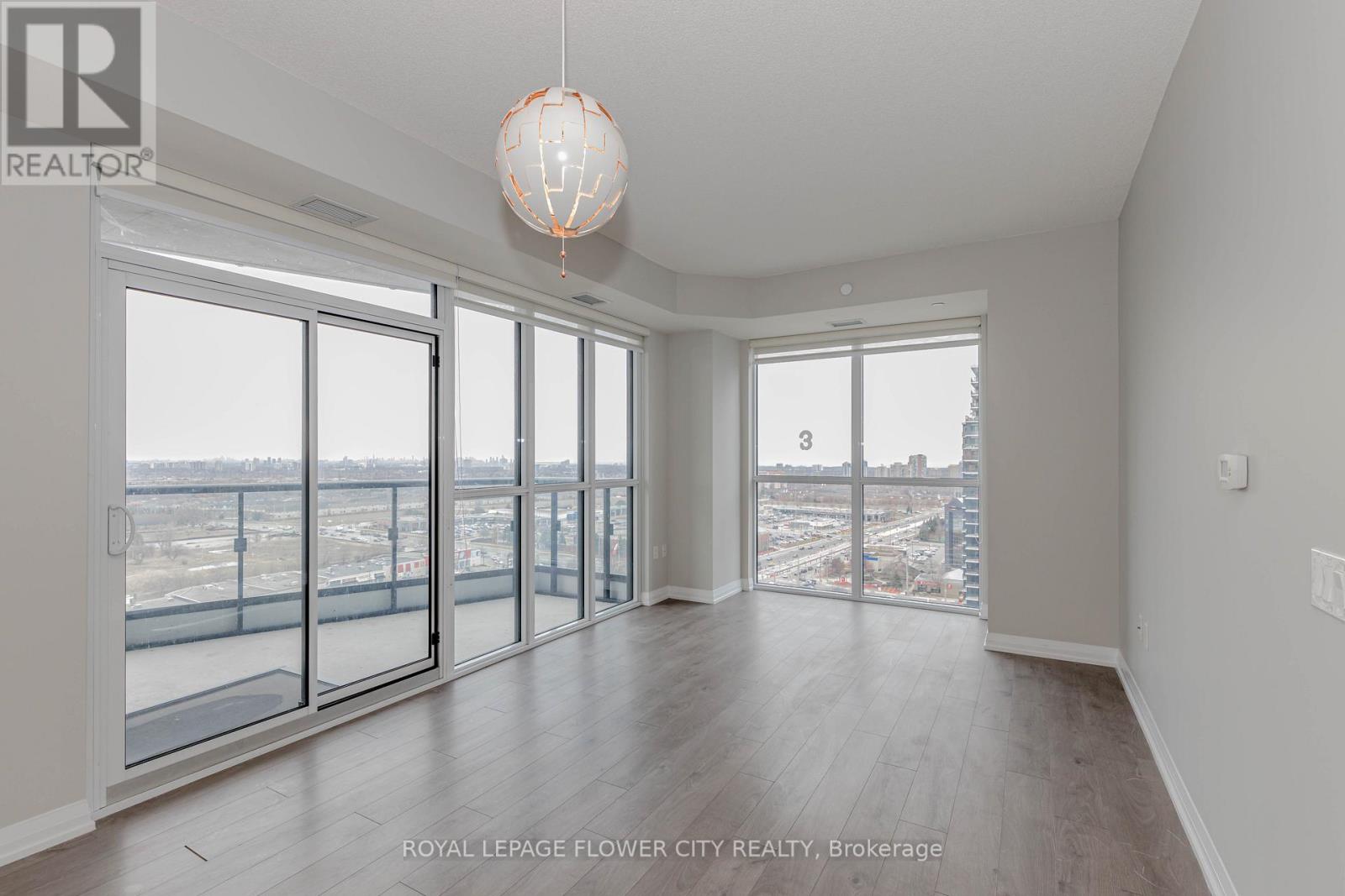 1613 - 35 Watergarden Drive, Mississauga, Ontario  L5R 0G8 - Photo 22 - W12730272