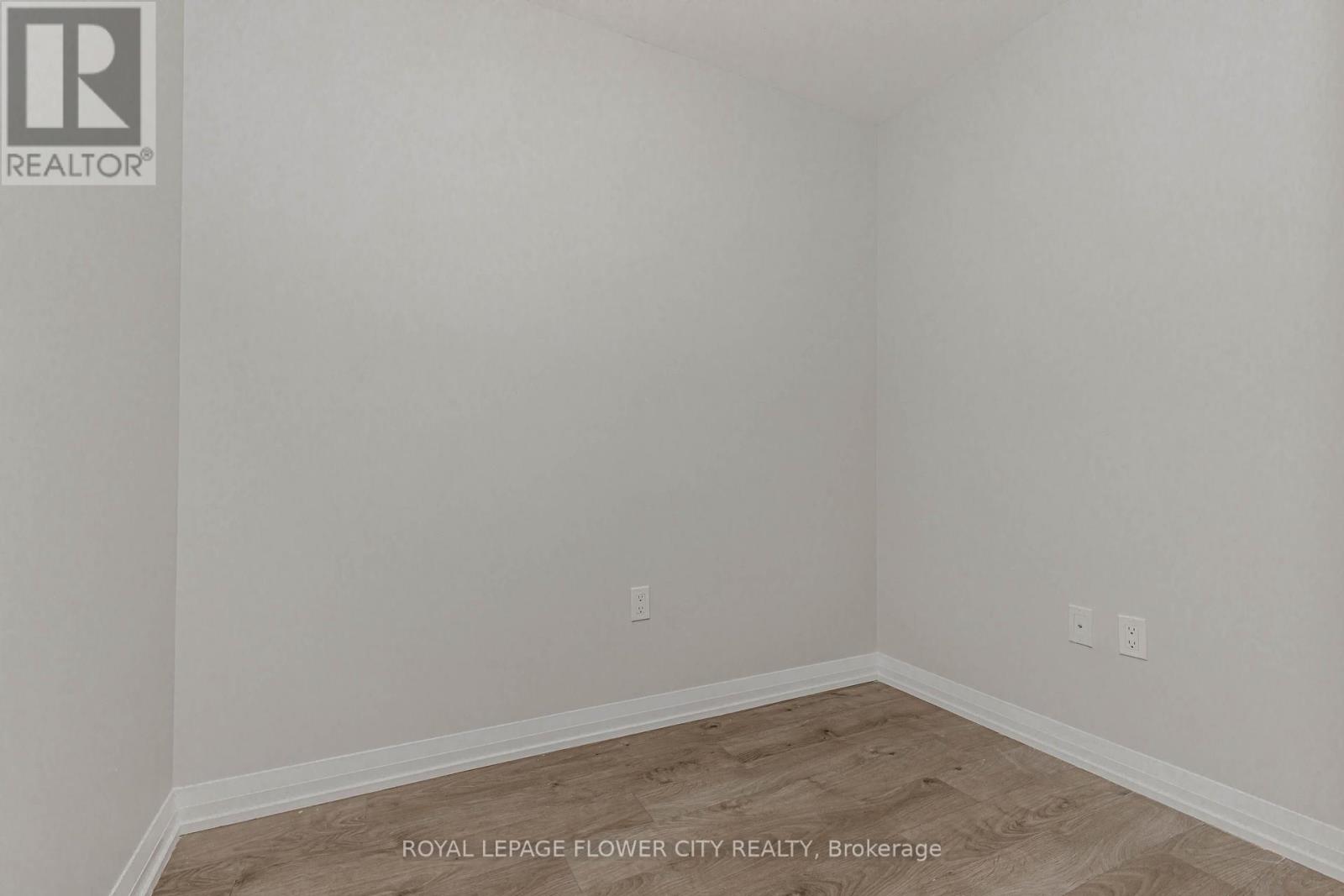 1613 - 35 Watergarden Drive, Mississauga, Ontario  L5R 0G8 - Photo 27 - W12730272