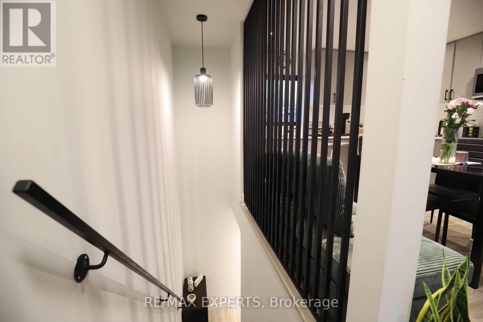 1464 Dufferin Street, Toronto, Ontario  M6H 3L2 - Photo 22 - W12730282