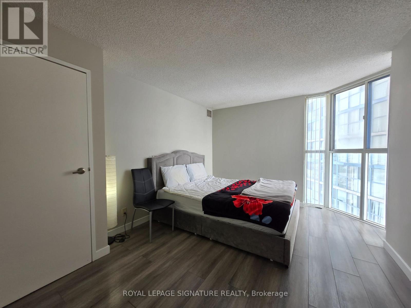 1606 - 25 Trailwood Drive, Mississauga, Ontario L4Z 3K9 - Photo 16 - W12730290