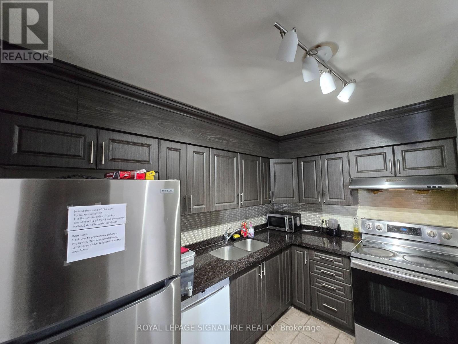 1606 - 25 Trailwood Drive, Mississauga, Ontario L4Z 3K9 - Photo 5 - W12730290