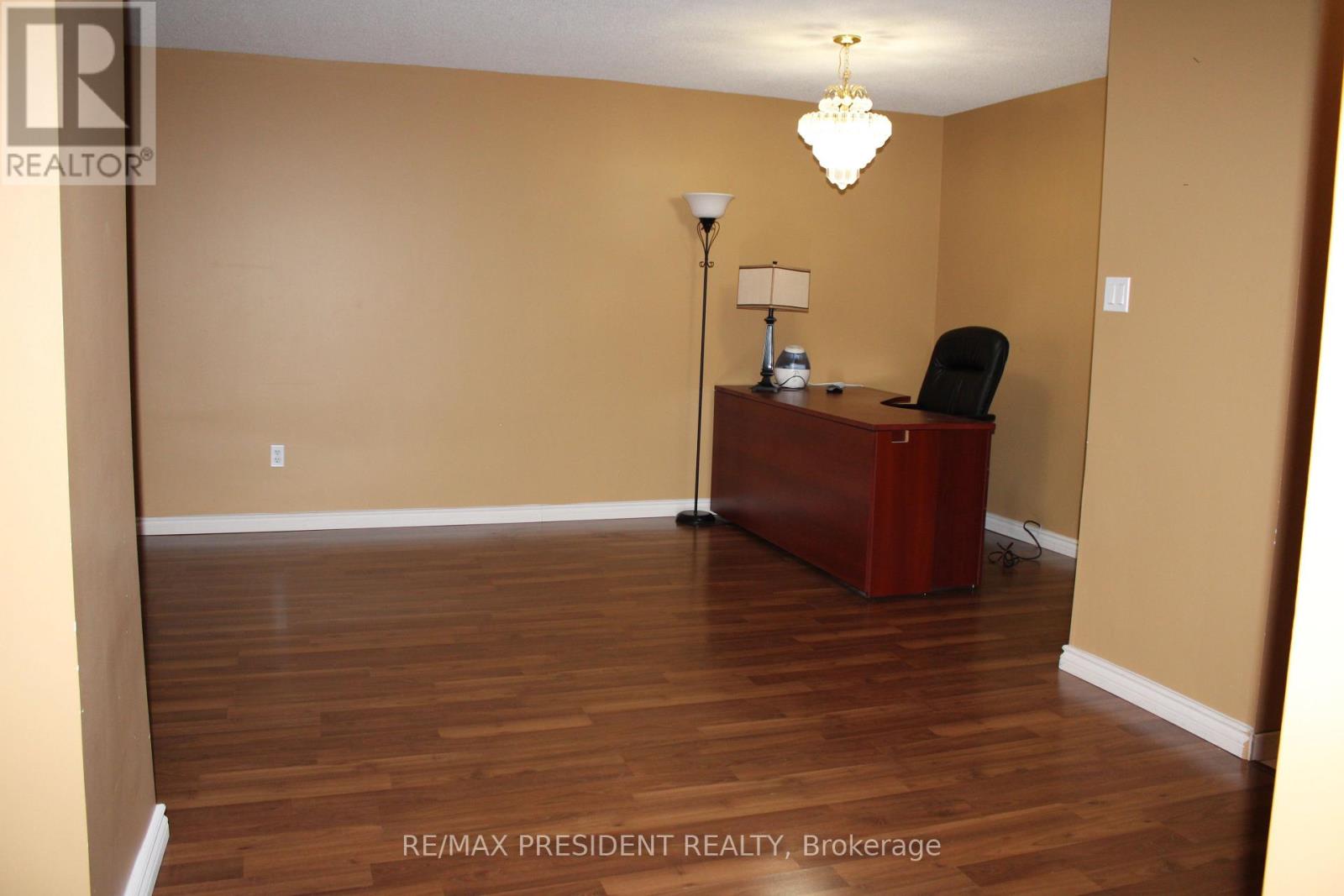 1004 - 3 Rowntree Road, Toronto, Ontario  M9V 5G8 - Photo 12 - W12730312