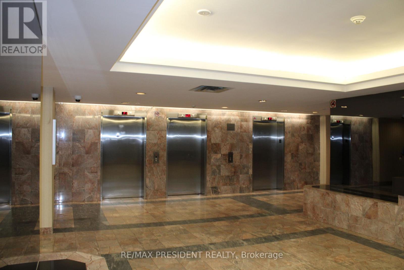 1004 - 3 Rowntree Road, Toronto, Ontario  M9V 5G8 - Photo 5 - W12730312