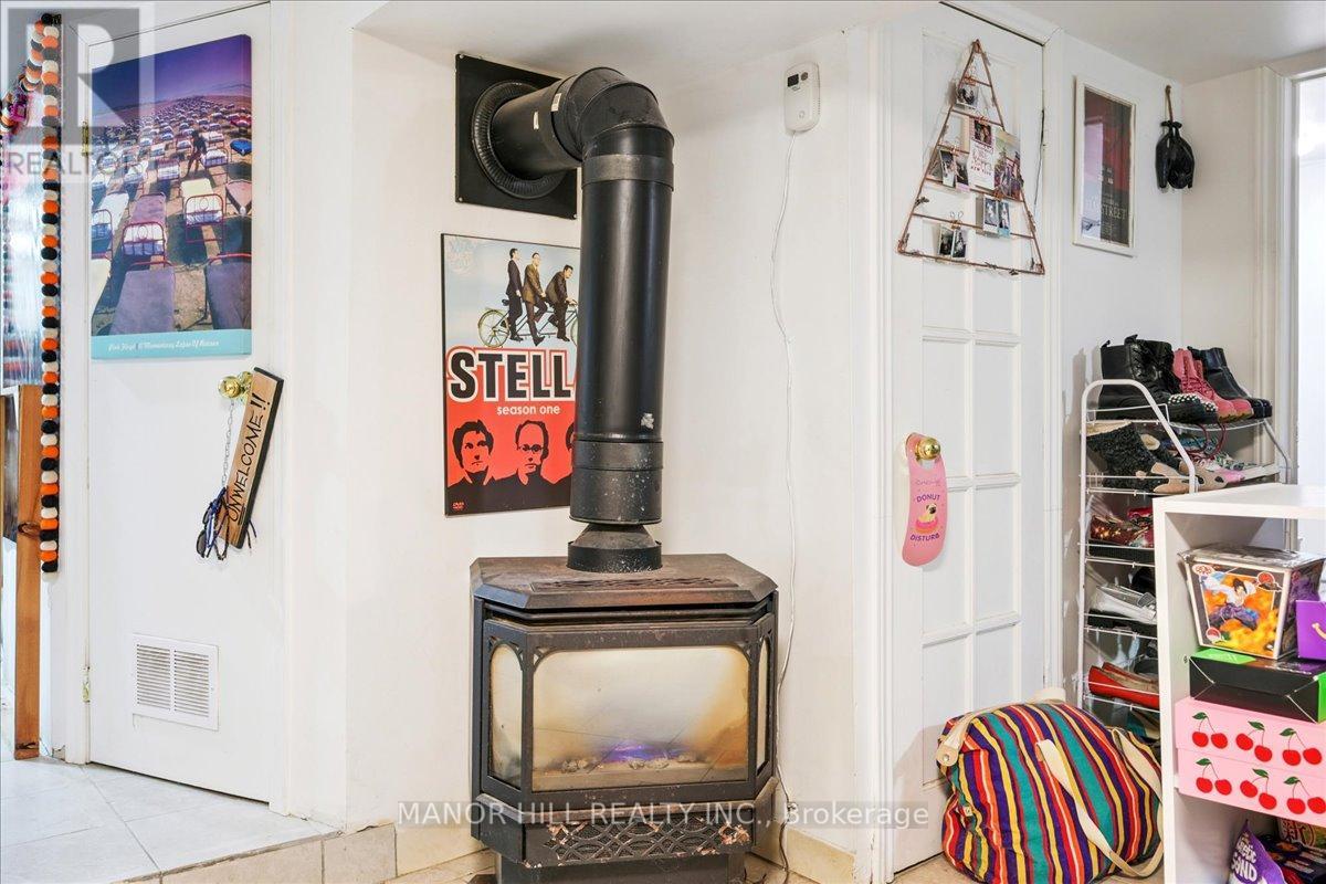 929 Lakeshore Road E, Mississauga, Ontario  L5E 1E3 - Photo 26 - W12730350