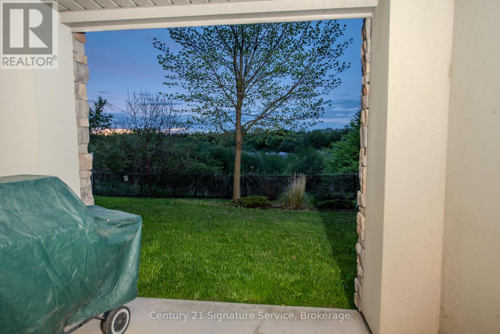 1109 - 8 Dayspring Circle, Brampton, Ontario  L6P 2Z7 - Photo 10 - W12730352