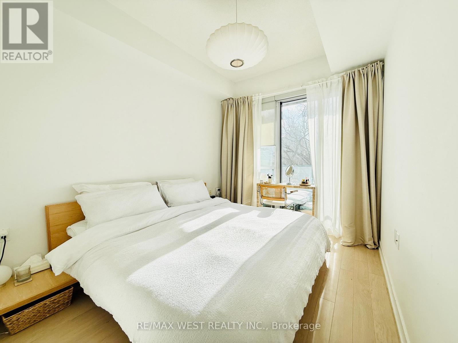 308 - 10 Park Lawn Road, Toronto, Ontario  M8Y 3H8 - Photo 10 - W12730360