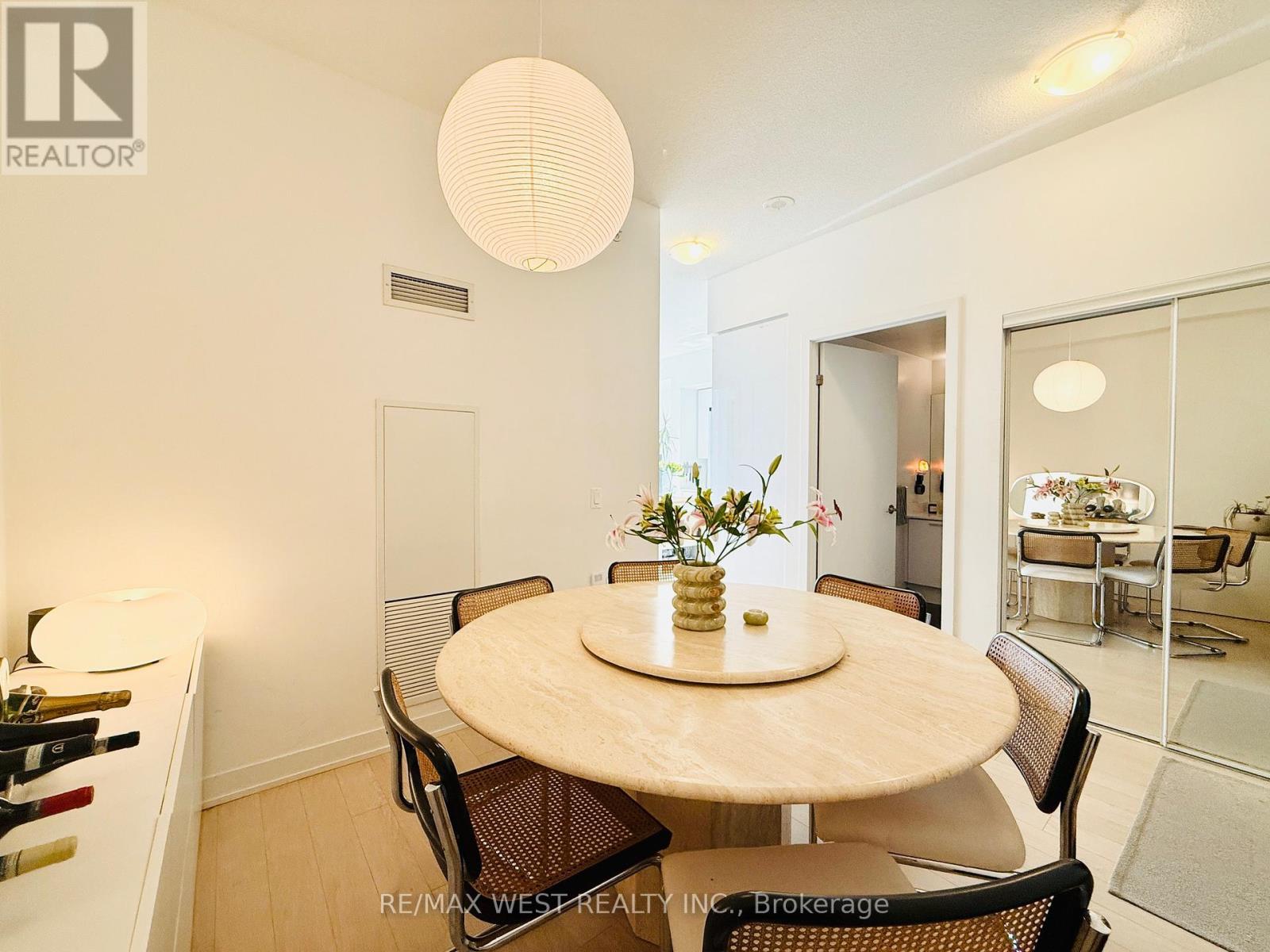 308 - 10 Park Lawn Road, Toronto, Ontario  M8Y 3H8 - Photo 13 - W12730360