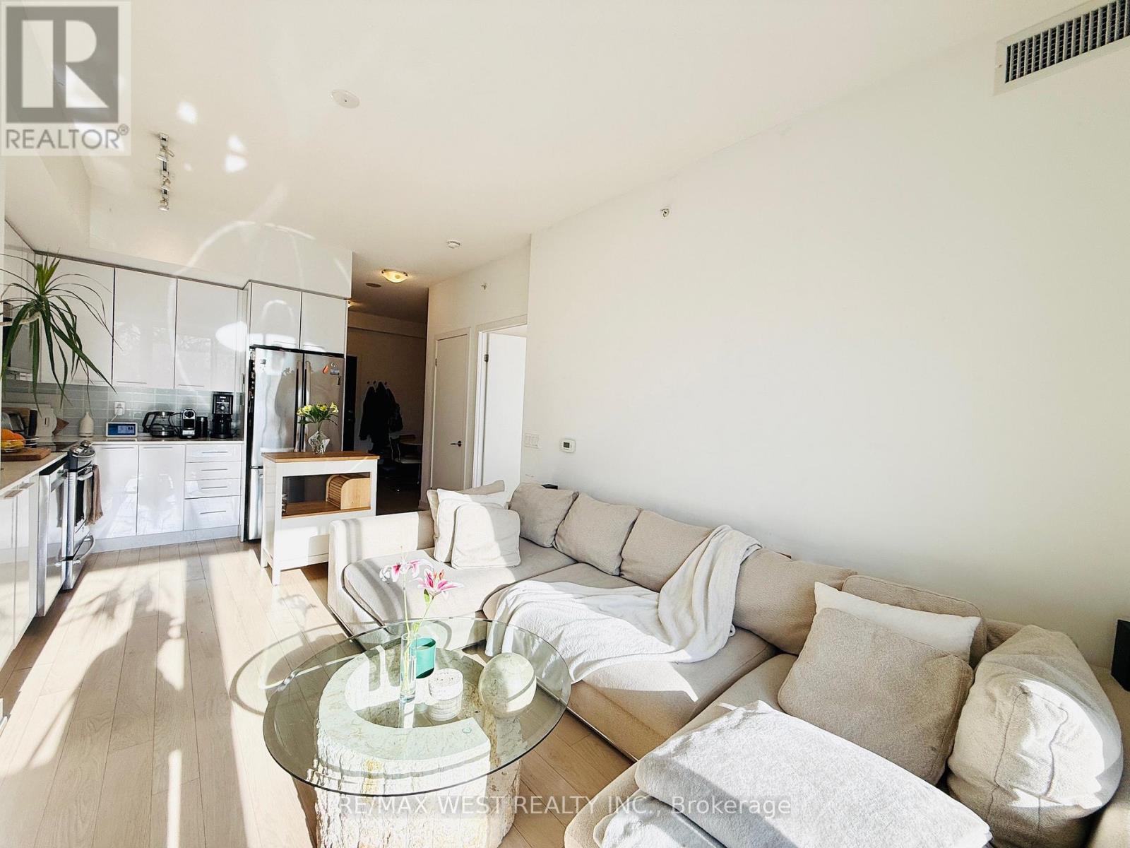 308 - 10 Park Lawn Road, Toronto, Ontario  M8Y 3H8 - Photo 8 - W12730360