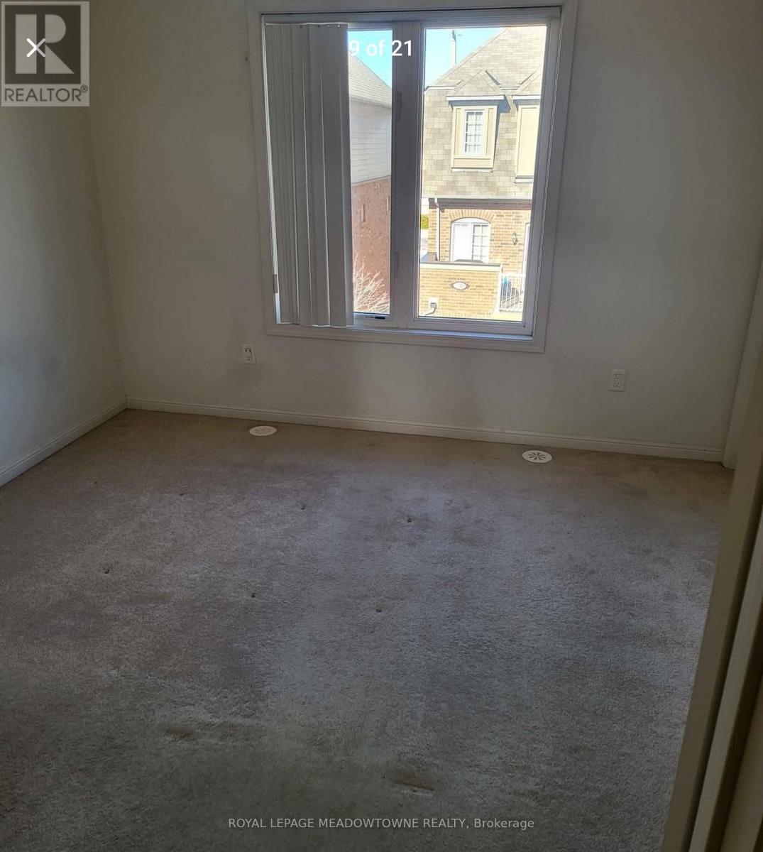 9 - 3135 Boxford Crescent, Mississauga, Ontario  L5M 0X1 - Photo 10 - W12730374