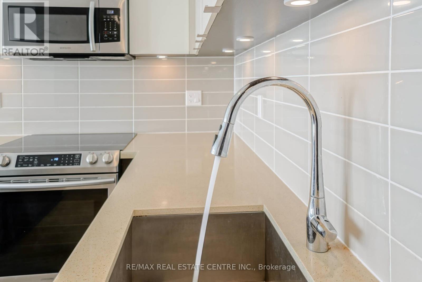 802 - 4677 Glen Erin Drive, Mississauga, Ontario  L5M 2E3 - Photo 13 - W12730380