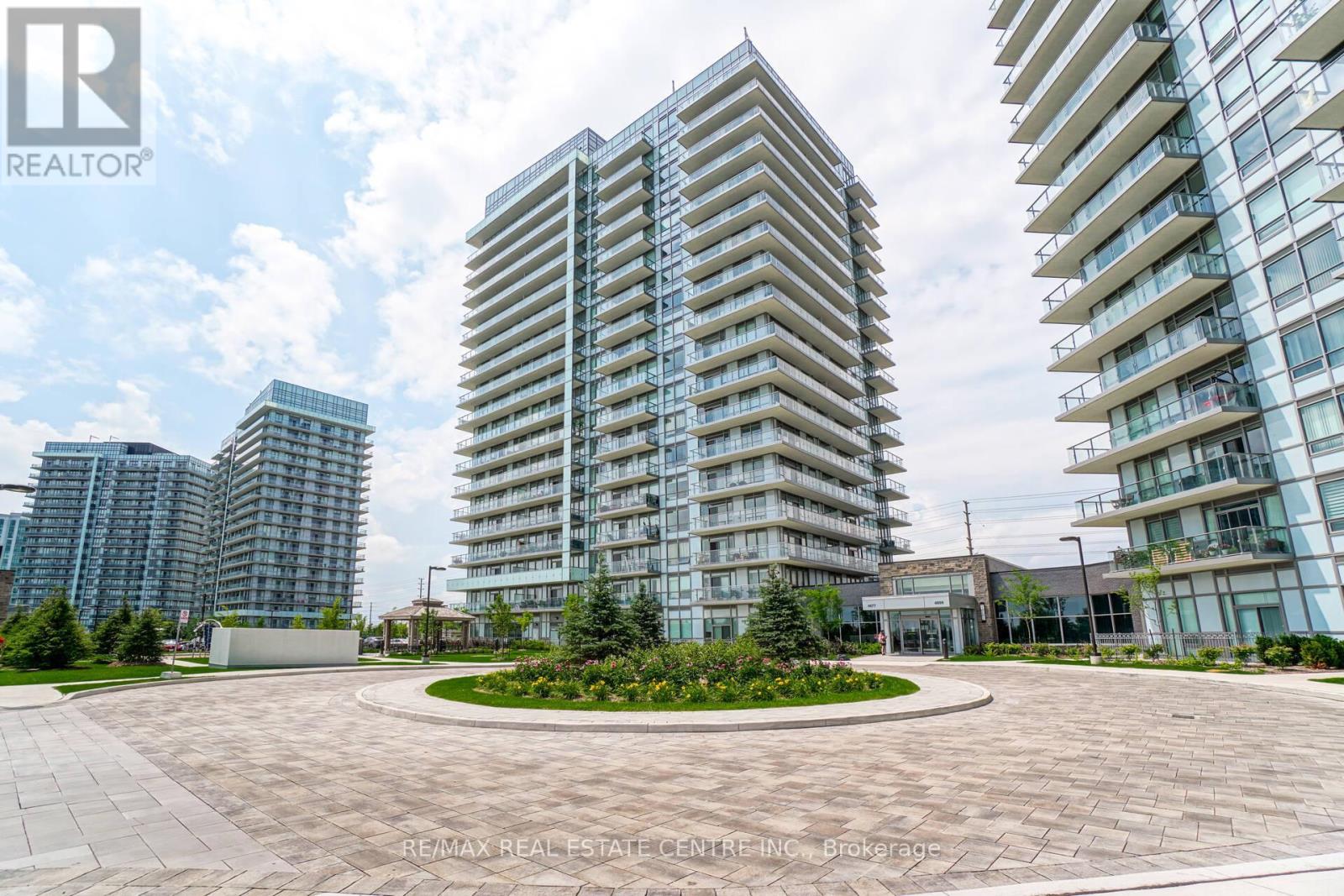 802 - 4677 Glen Erin Drive, Mississauga, Ontario  L5M 2E3 - Photo 2 - W12730380