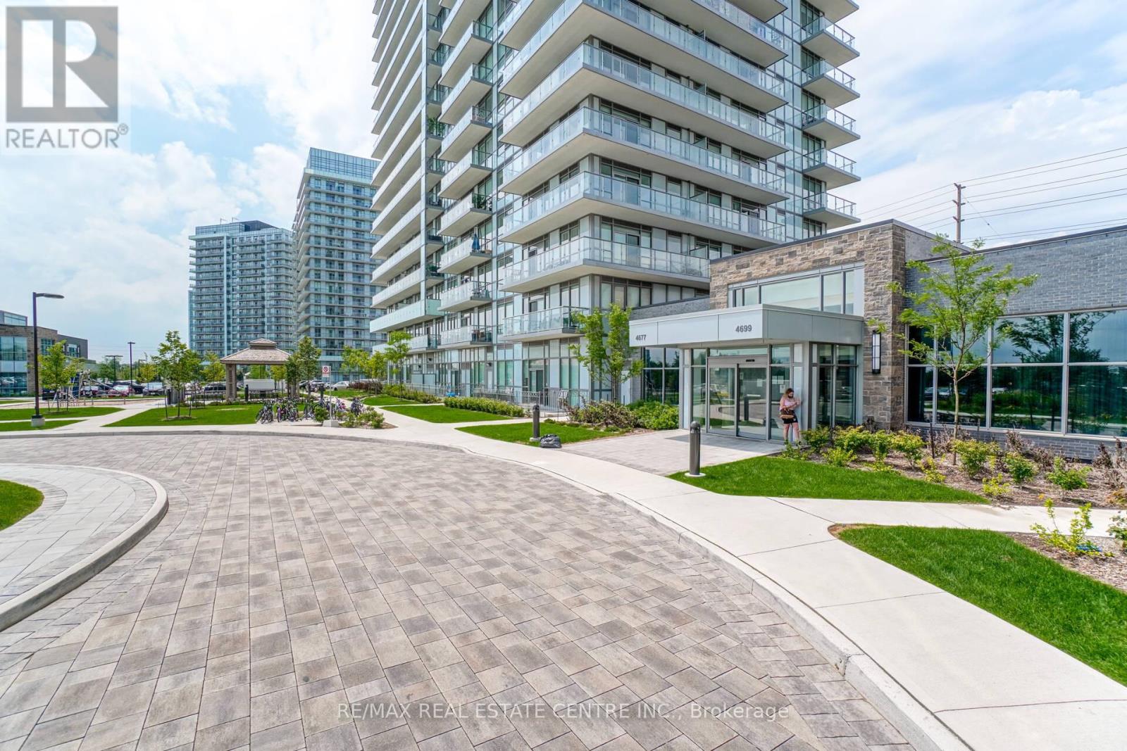 802 - 4677 Glen Erin Drive, Mississauga, Ontario  L5M 2E3 - Photo 2 - W12730400