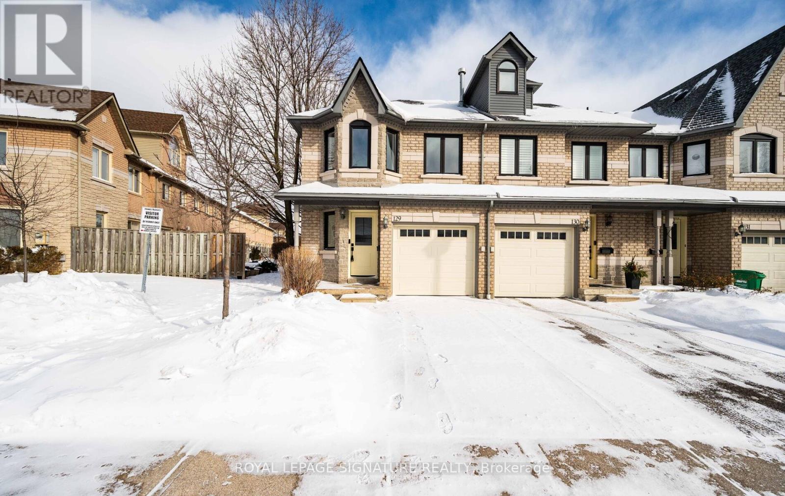 129 - 455 Apache Court, Mississauga, Ontario  L5Z 3W8 - Photo 1 - W12730444