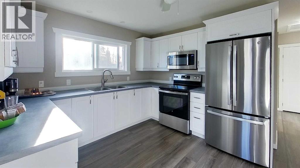 5309 Valley Road Street, Robb, Alberta