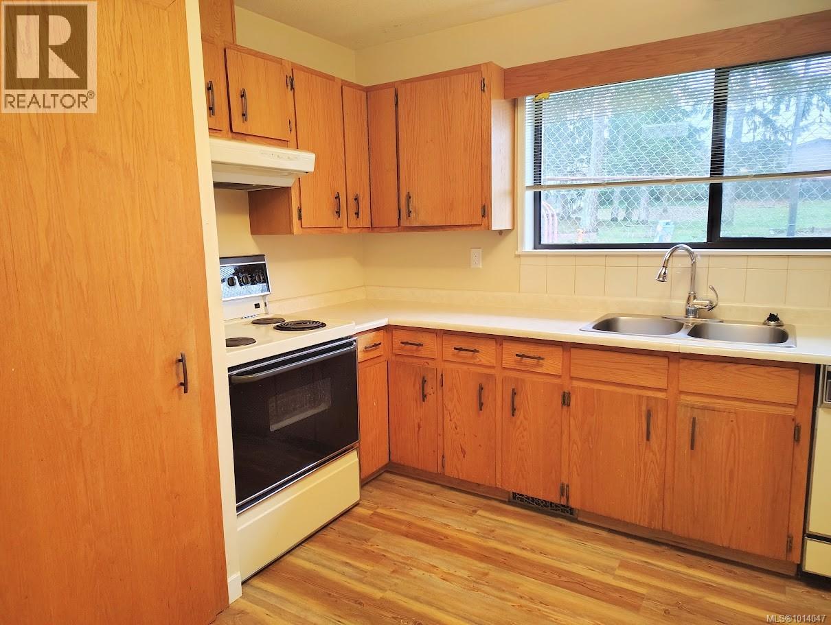 3659 16th Ave, Port Alberni, British Columbia  V9Y 5E1 - Photo 3 - 1014047