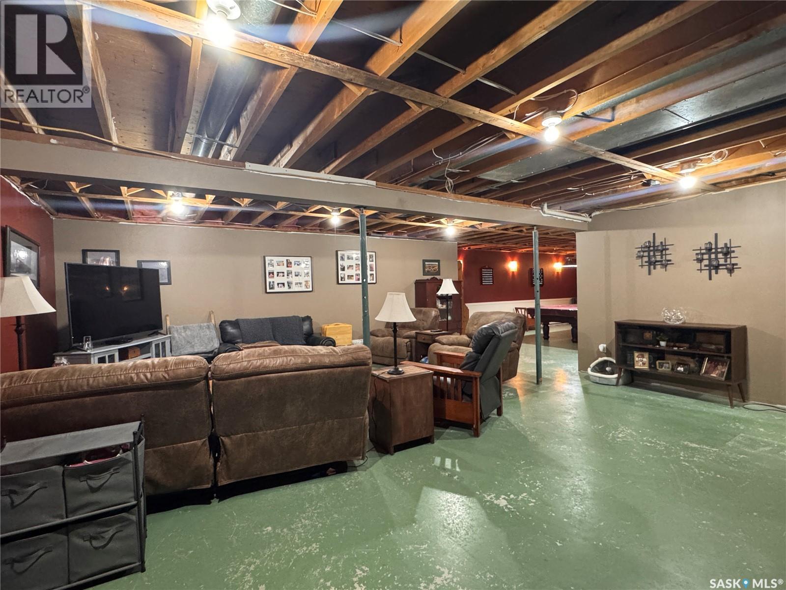 415 3rd Avenue W, Biggar, Saskatchewan  S0K 0M0 - Photo 29 - SK027372