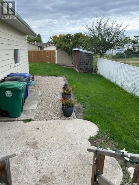 415 3rd Avenue W, Biggar, Saskatchewan  S0K 0M0 - Photo 45 - SK027372