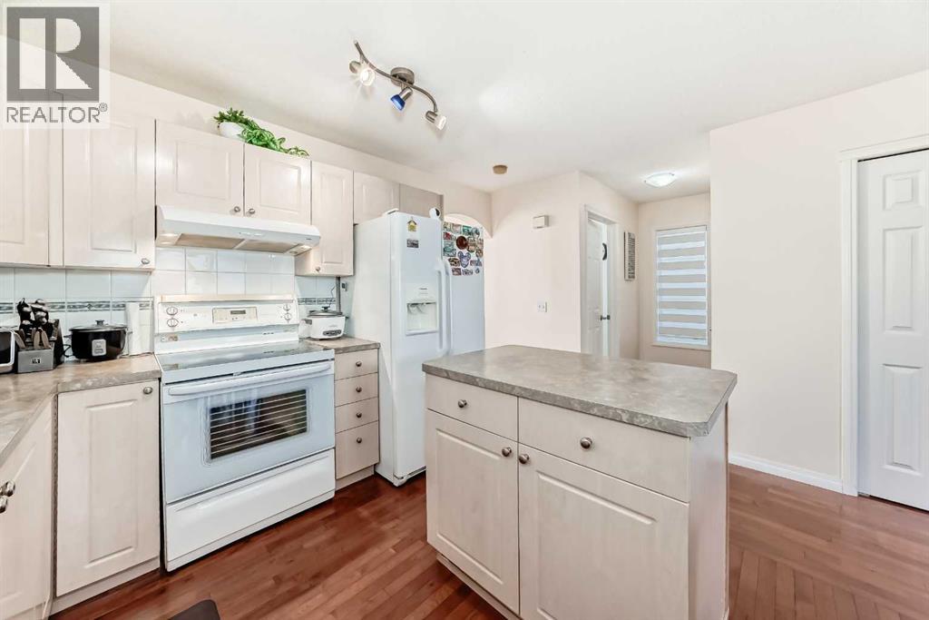 187 Taravista Street NE, Calgary, Alberta  T3J 4S2 - Photo 9 - A2276784