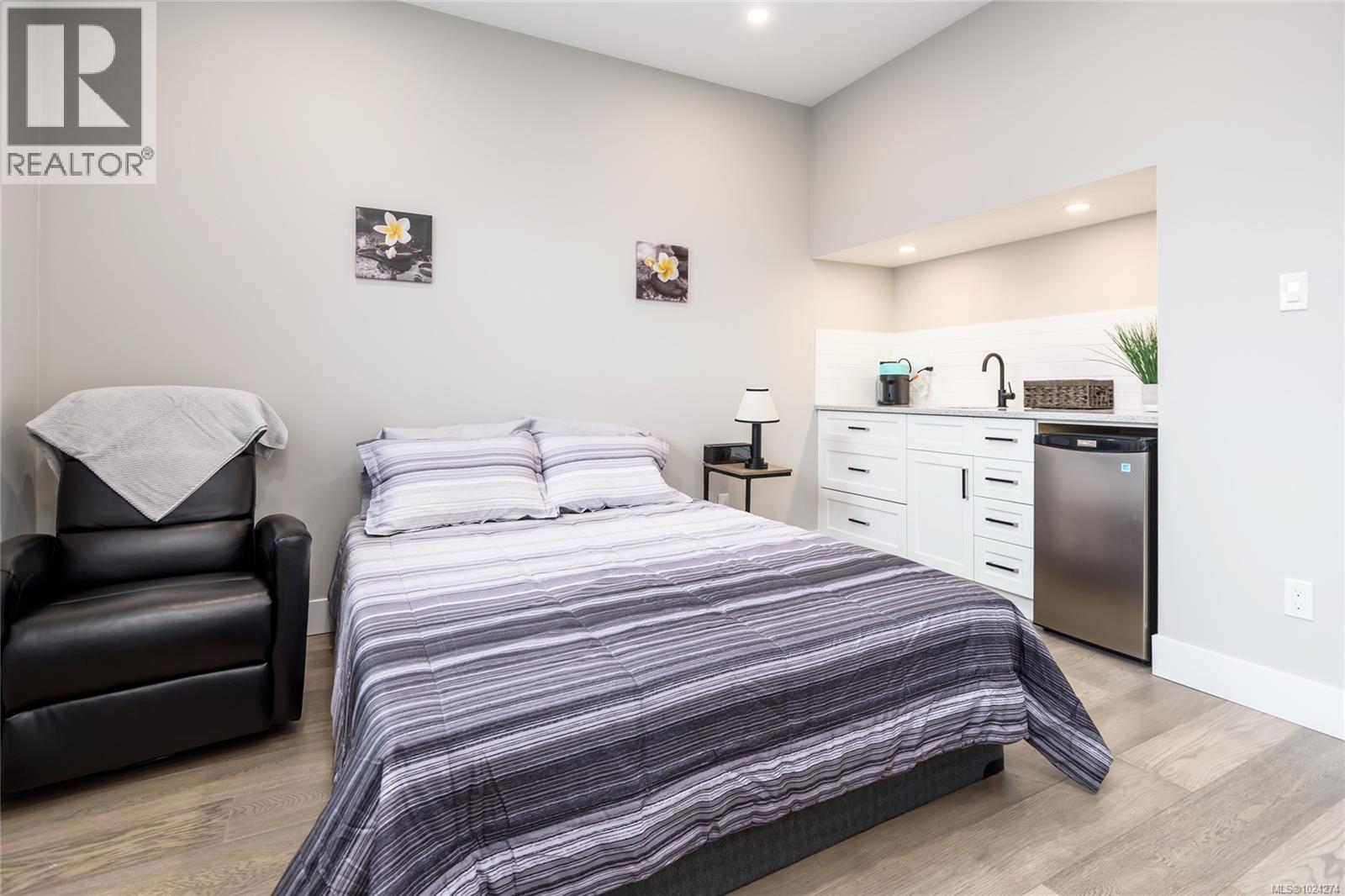 635 5th St, Courtenay, British Columbia