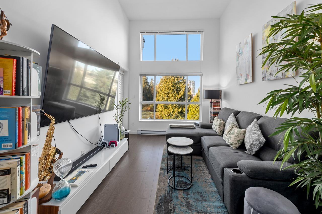 405 10688 140 Street, Surrey, British Columbia V3T 0M6 - Photo 2 - R3082806