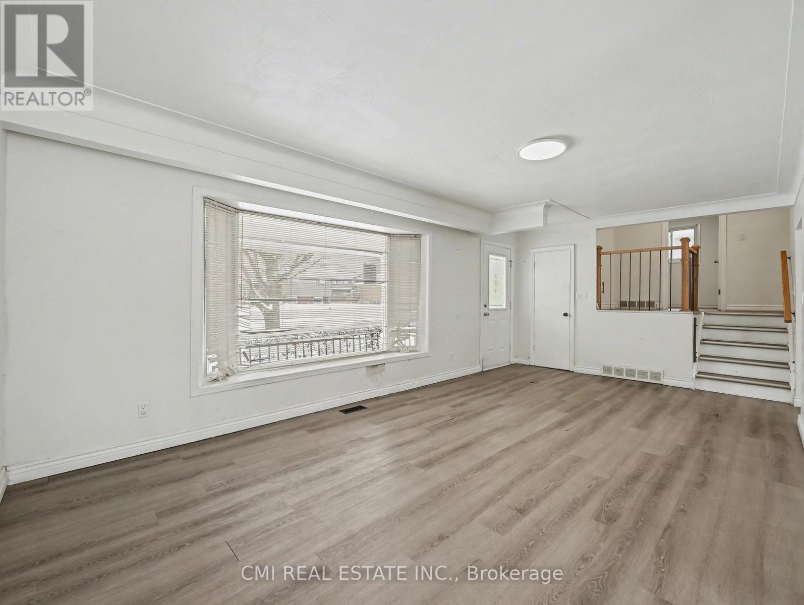 4306 East Avenue, Lincoln, Ontario  L3J 0N8 - Photo 9 - X12730252