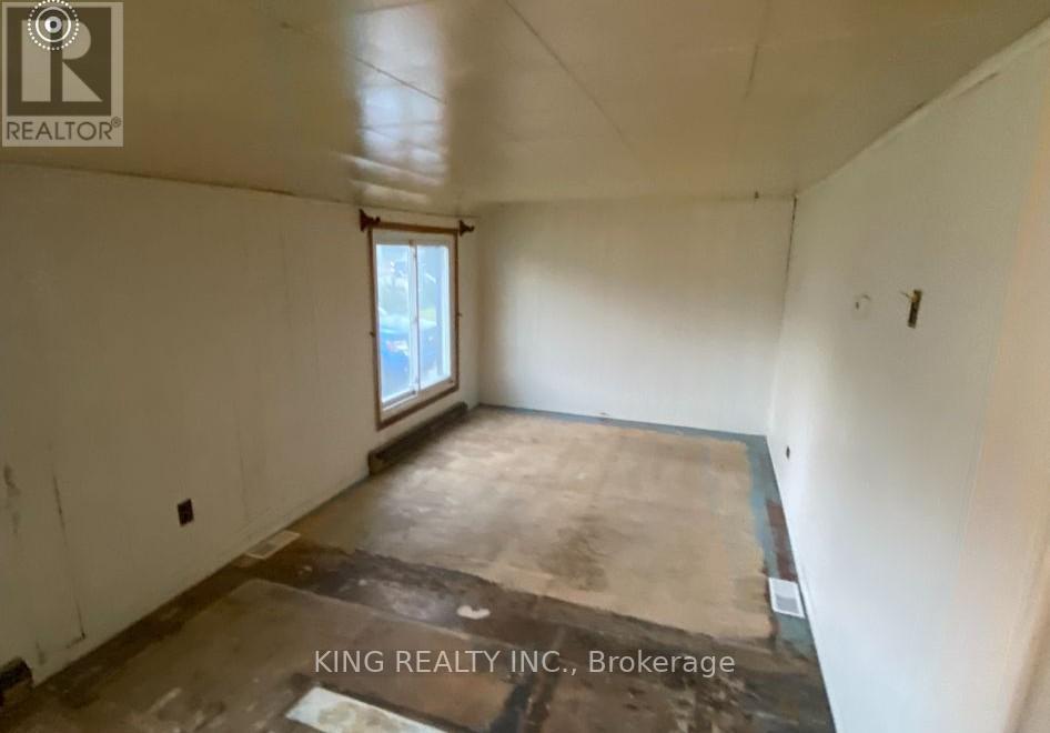 201 Third Avenue, Hornepayne, Ontario  P0M 1Z0 - Photo 8 - X12730268