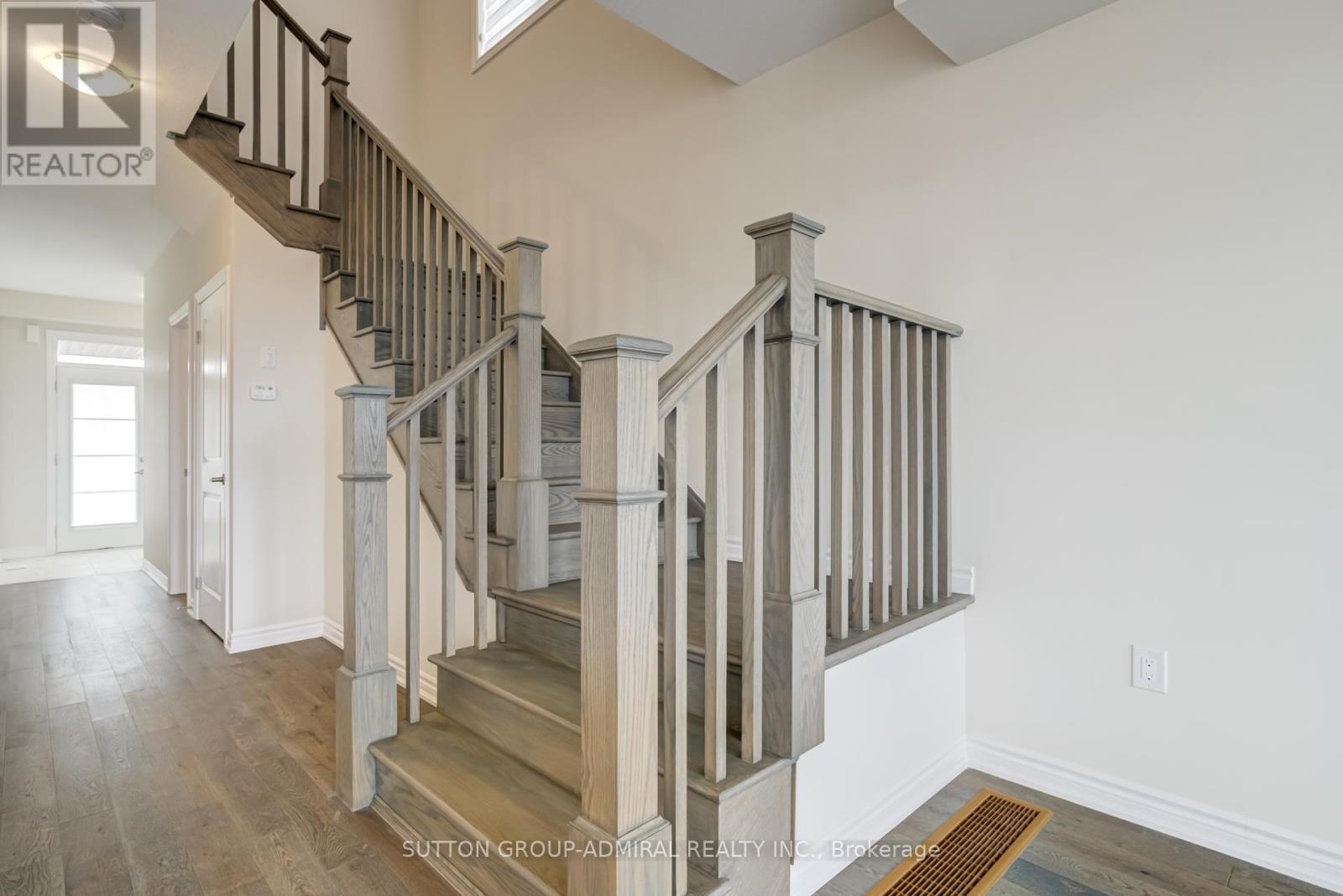 5 Vanilla Trail, Thorold, Ontario  L2V 0L3 - Photo 14 - X12730274