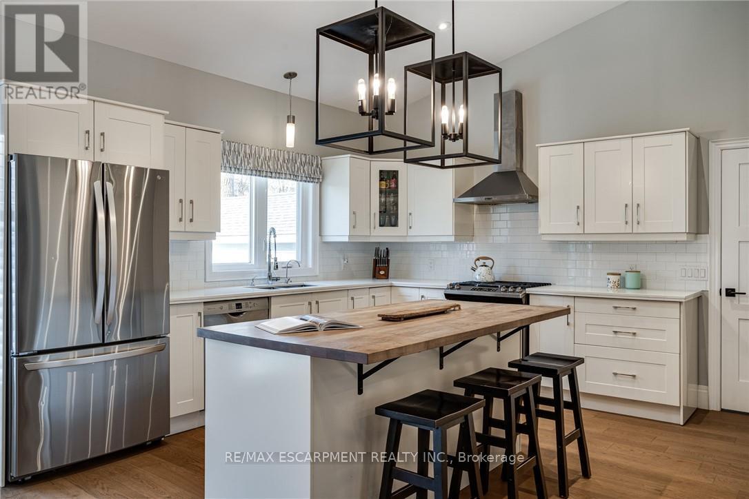 14 Sullivan's Lane, Hamilton, Ontario  L9H 5N7 - Photo 14 - X12730306