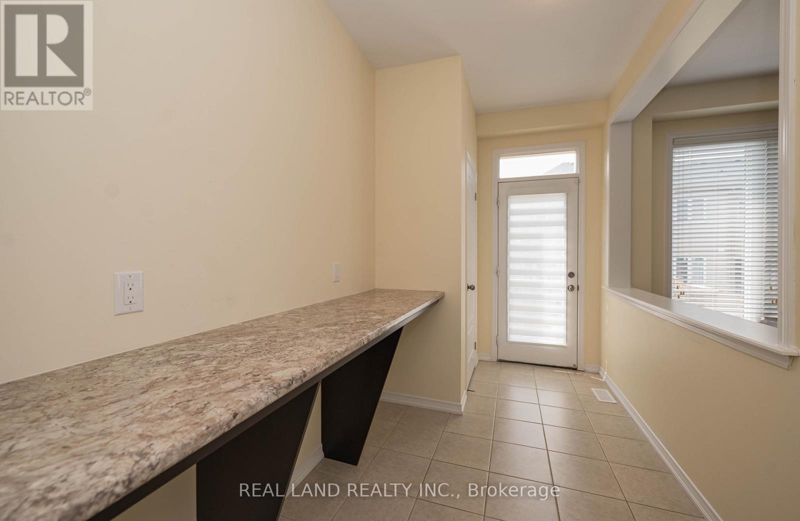 7782 Hackberry Trail, Niagara Falls, Ontario  L2H 3R5 - Photo 18 - X12730430