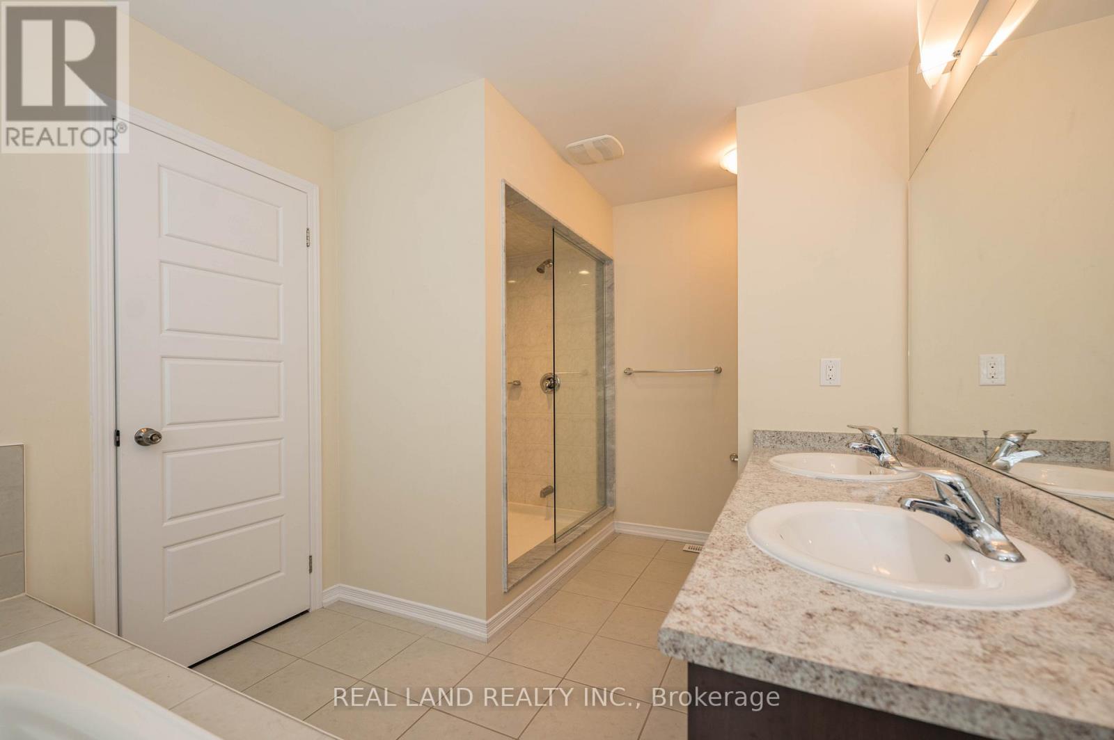 7782 Hackberry Trail, Niagara Falls, Ontario  L2H 3R5 - Photo 31 - X12730430