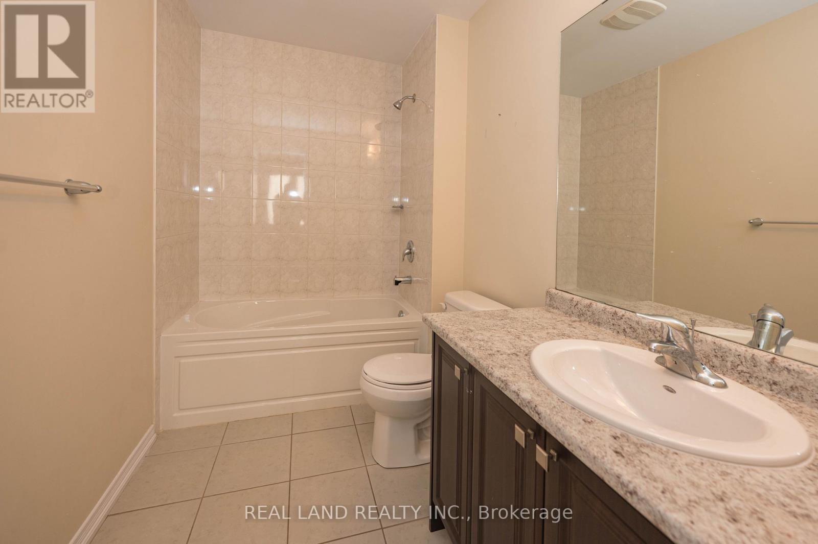 7782 Hackberry Trail, Niagara Falls, Ontario  L2H 3R5 - Photo 36 - X12730430