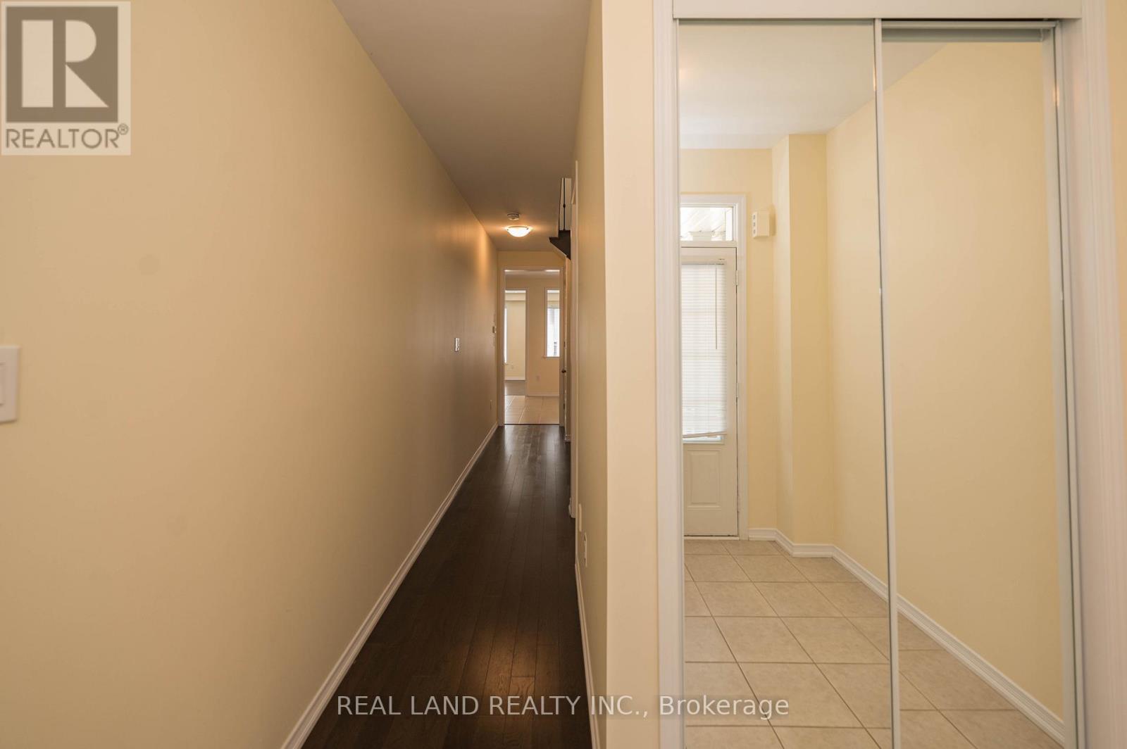 7782 Hackberry Trail, Niagara Falls, Ontario  L2H 3R5 - Photo 47 - X12730430