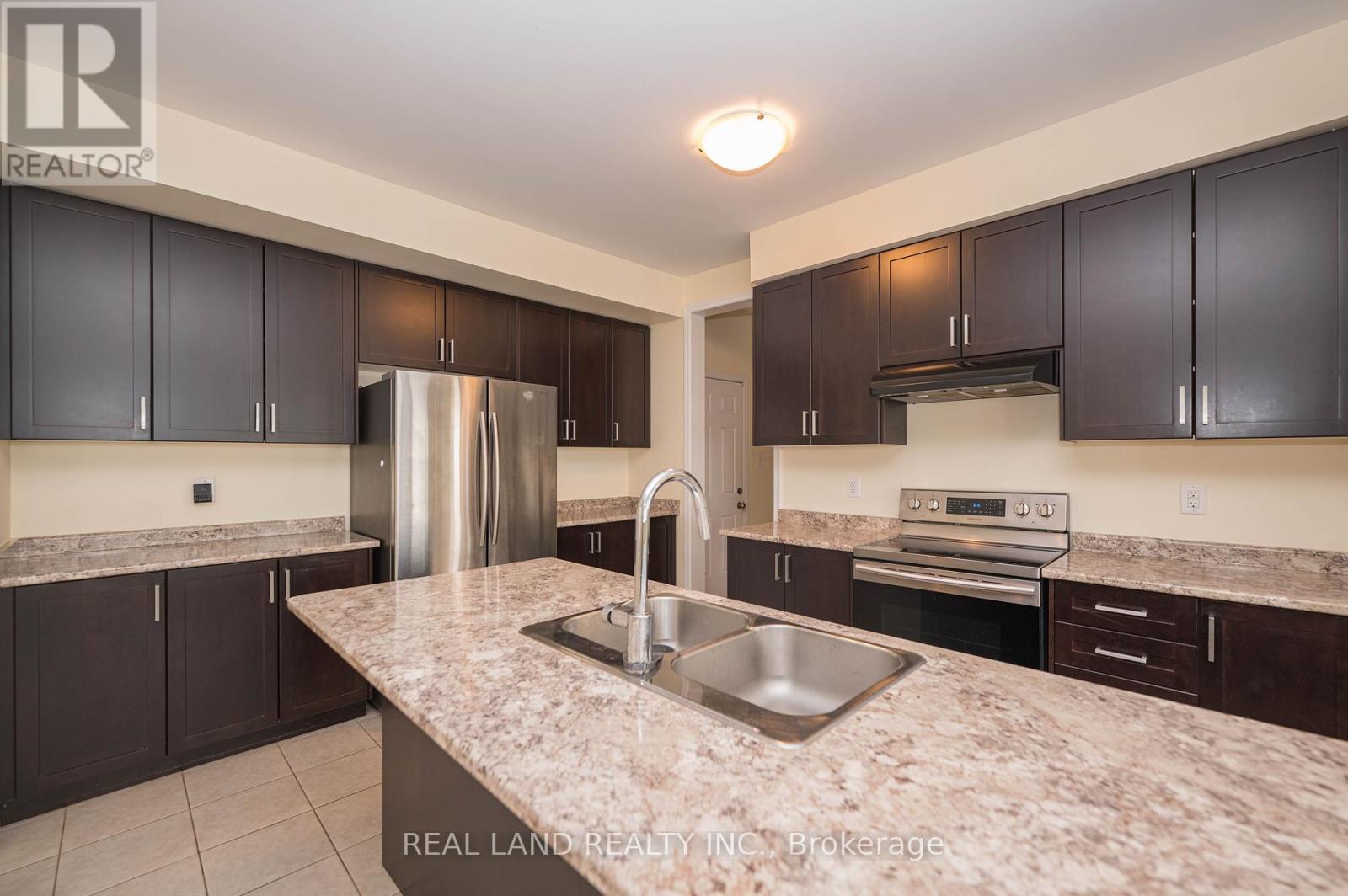 7782 Hackberry Trail, Niagara Falls, Ontario  L2H 3R5 - Photo 6 - X12730430