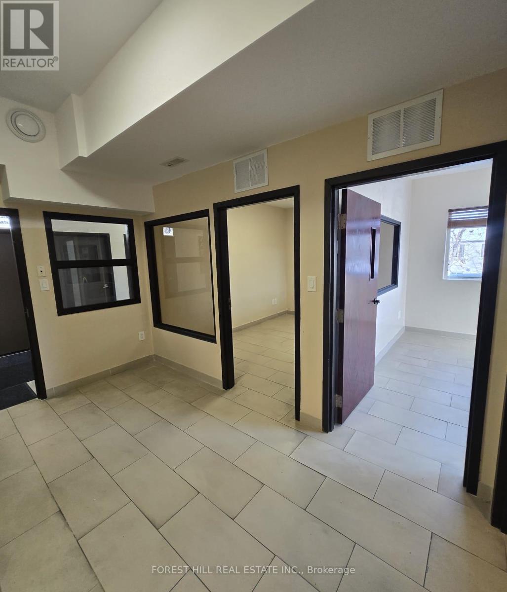 103 - 10087 Yonge Street, Richmond Hill, Ontario  L4C 1T7 - Photo 13 - N12726868