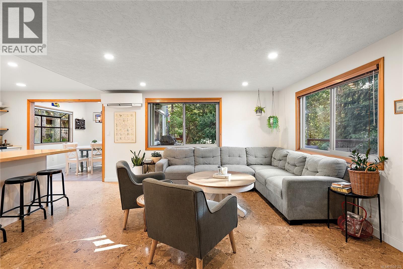 4032 Chalister Crt, Metchosin, British Columbia  V9C 3X6 - Photo 2 - 1024132