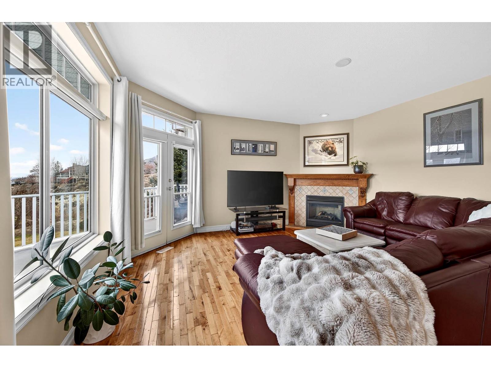 317 Mariposa Court, Kamloops, British Columbia  V2H 1R3 - Photo 6 - 10373707