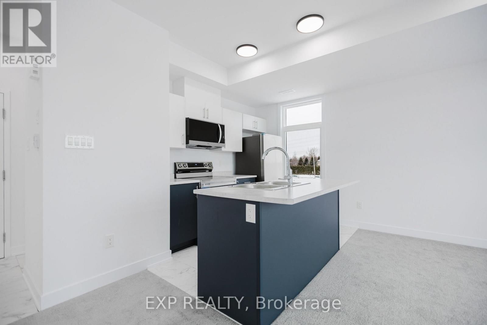 203 Silhouette Private, Ottawa, Ontario  K2J 7J8 - Photo 13 - X12647244