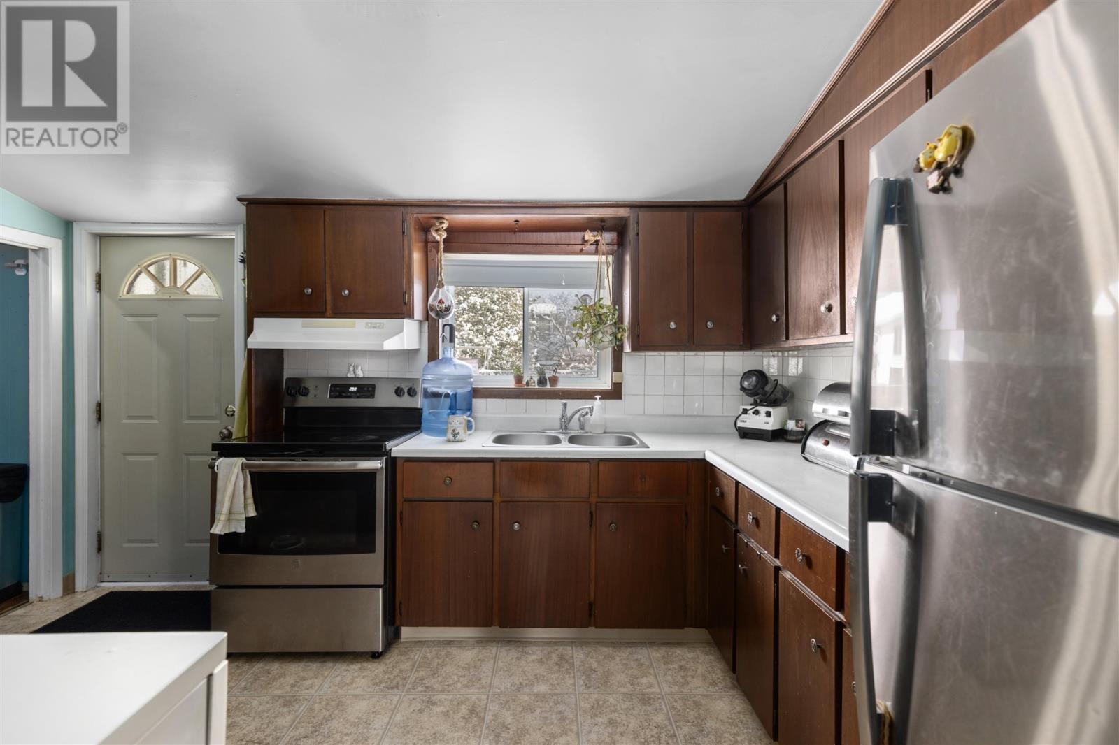 40 Fauquier Ave, Sault Ste. Marie, Ontario  P6B 2P1 - Photo 3 - SM260020