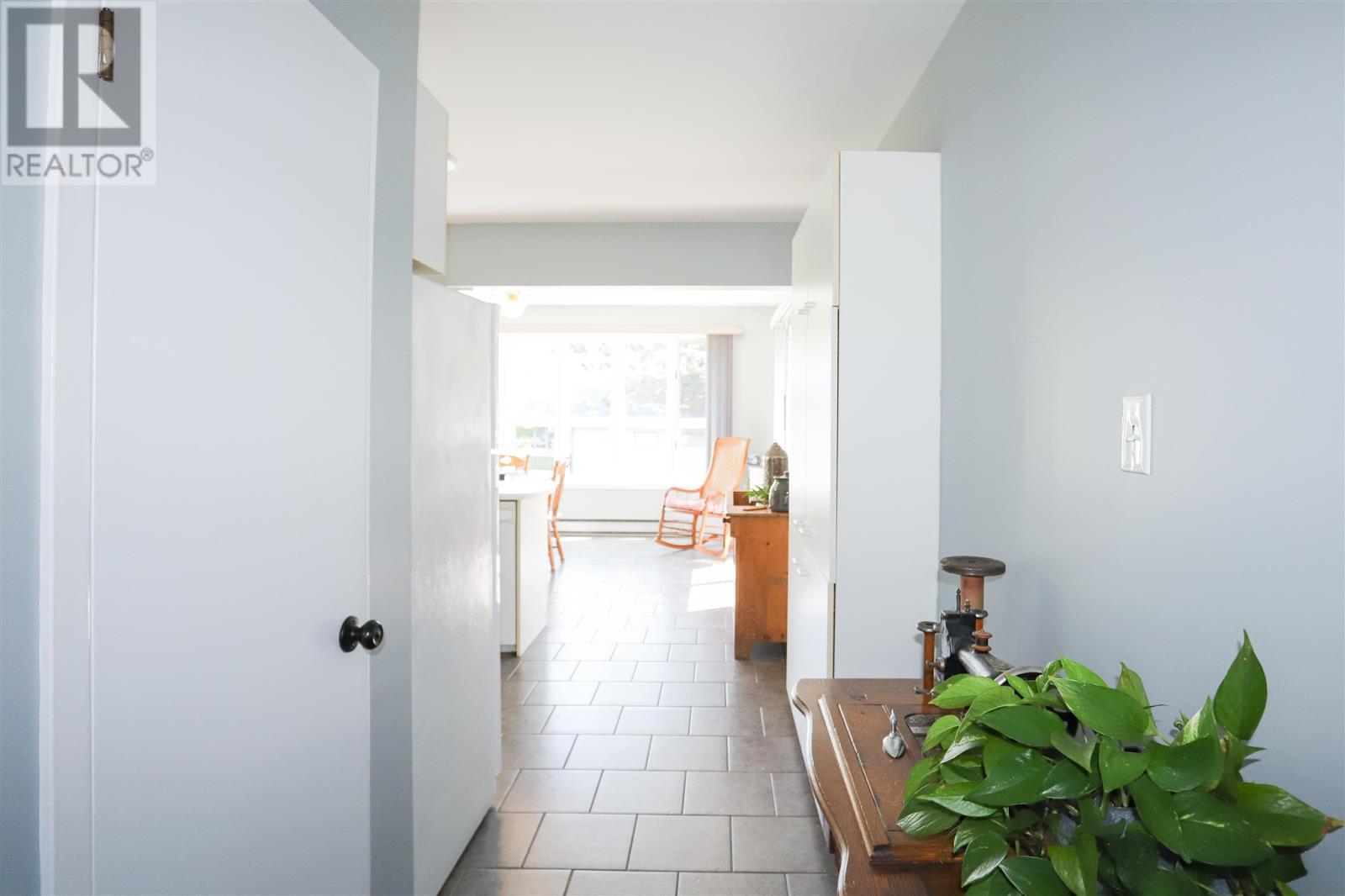 3875 Queen St E, Sault Ste. Marie, Ontario  P6A 6X2 - Photo 17 - SM260134