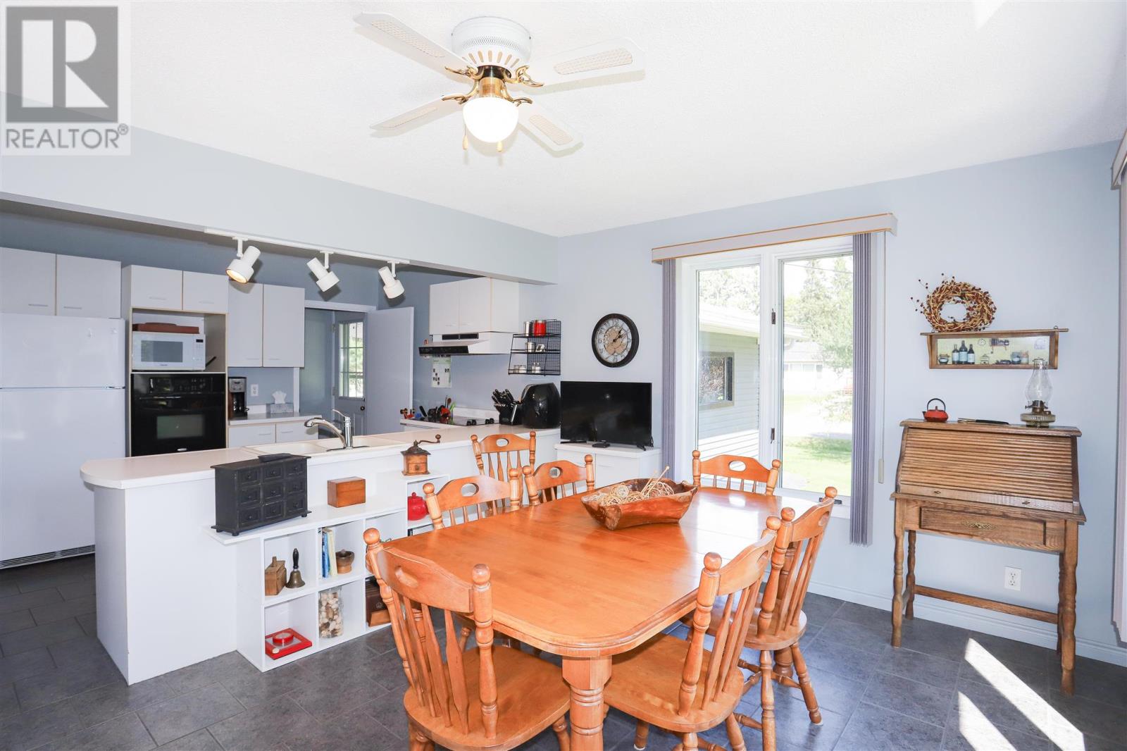 3875 Queen St E, Sault Ste. Marie, Ontario  P6A 6X2 - Photo 29 - SM260134