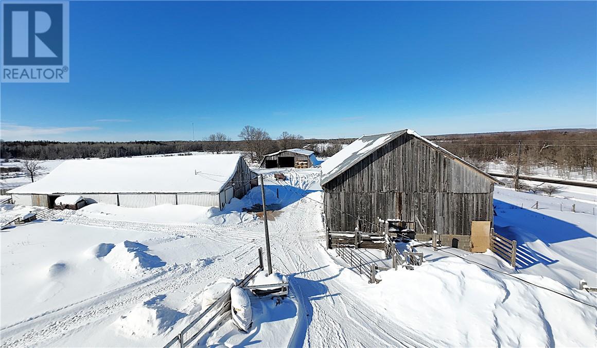 15339 Hwy 6, Manitowaning, Ontario  P0P 1N0 - Photo 7 - 2126114