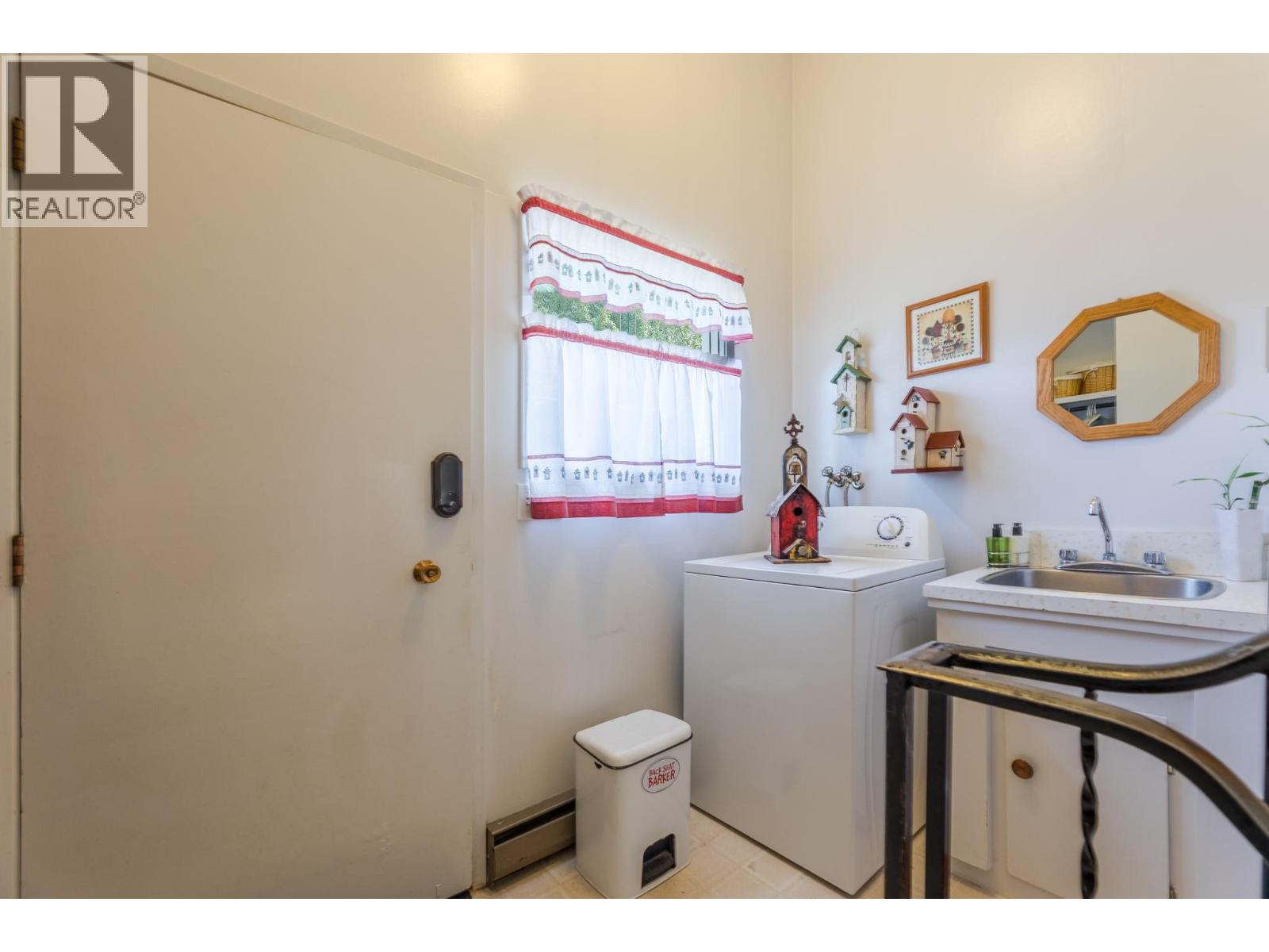 14001 Amm Avenue, Summerland, British Columbia  V0H 1Z0 - Photo 19 - 10373916