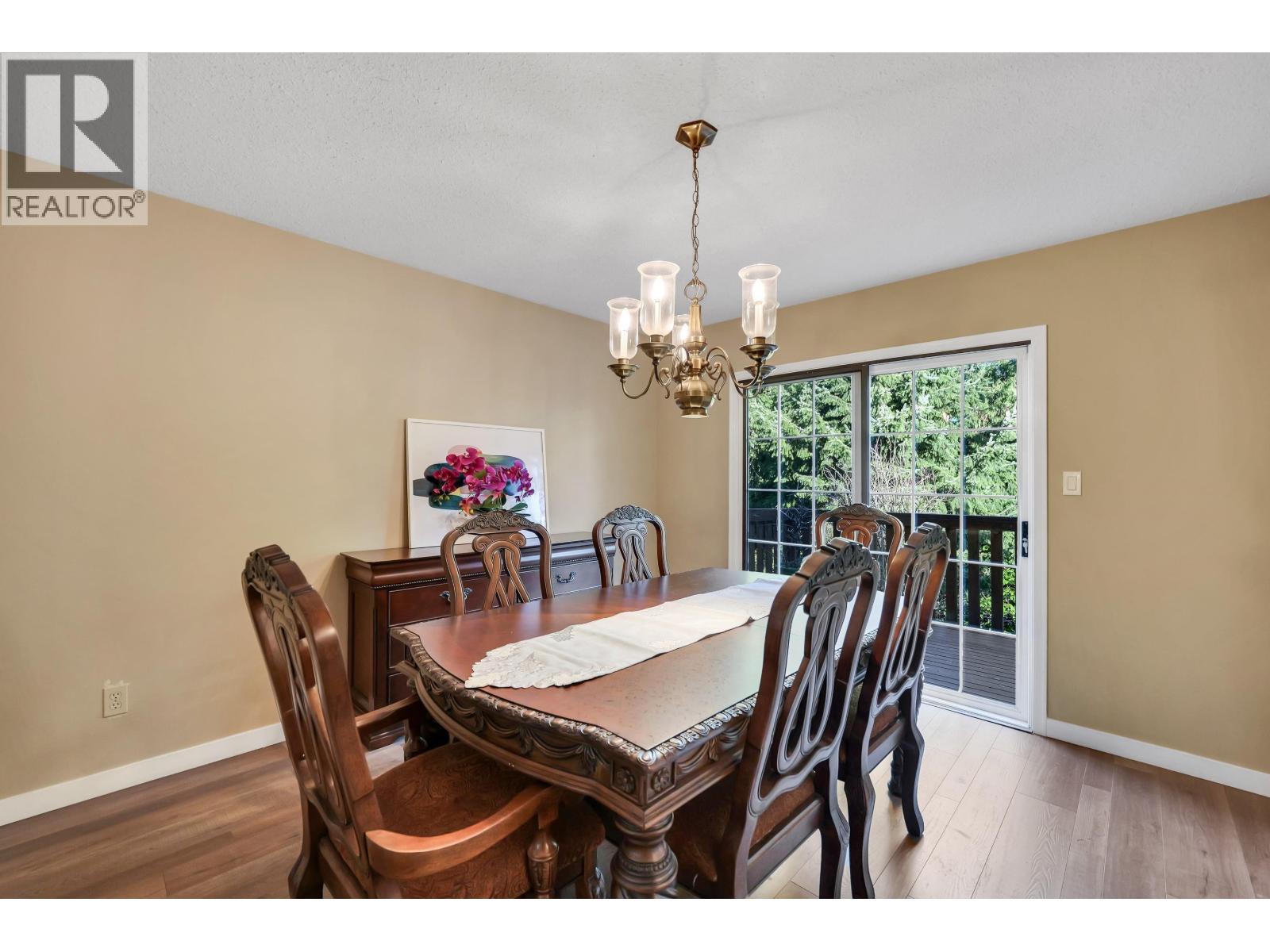 5162 Alderfeild Place, West Vancouver, British Columbia  V7W 2W7 - Photo 7 - R3080671