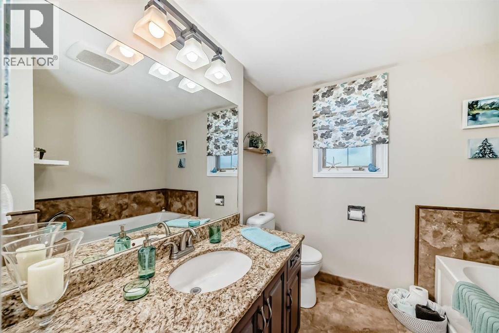 250020 Range Road 32, Rural Rocky View County, Alberta  T3Z 1H1 - Photo 40 - A2279609