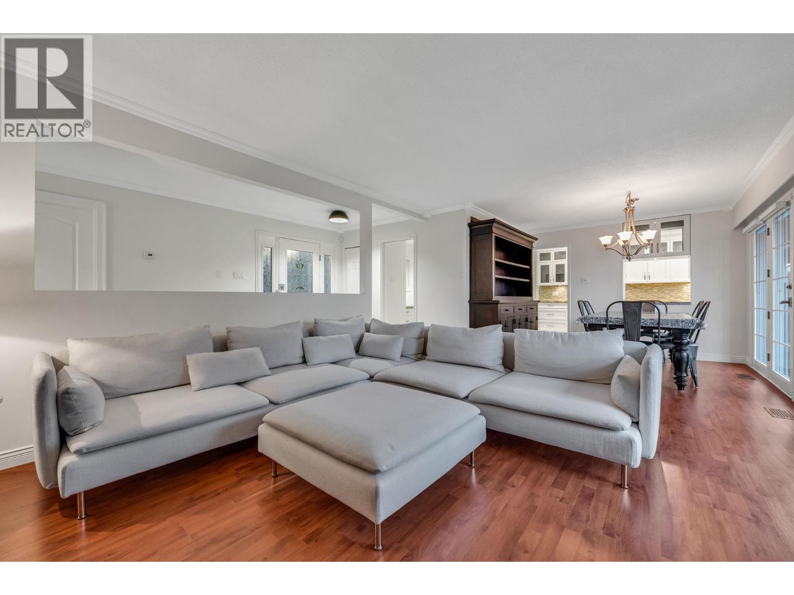 295 N Gamma Avenue, Burnaby, British Columbia  V5C 1Y2 - Photo 10 - R3083044