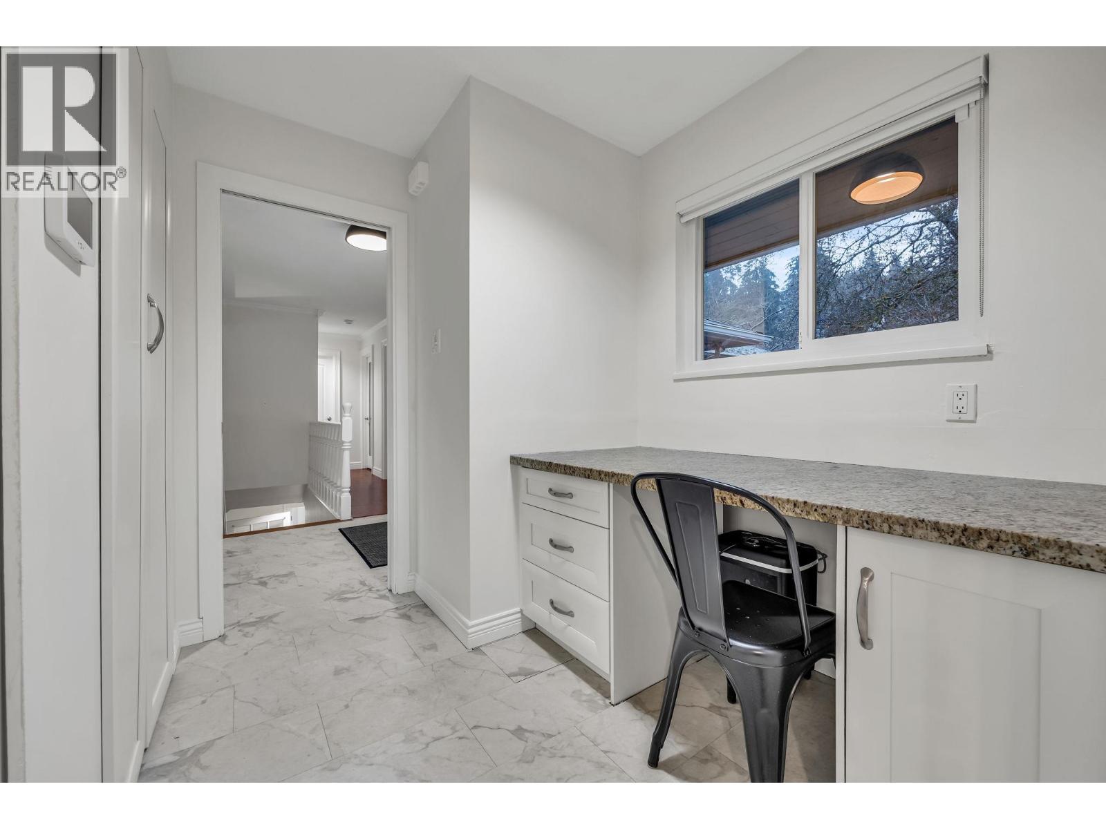 295 N Gamma Avenue, Burnaby, British Columbia  V5C 1Y2 - Photo 25 - R3083044