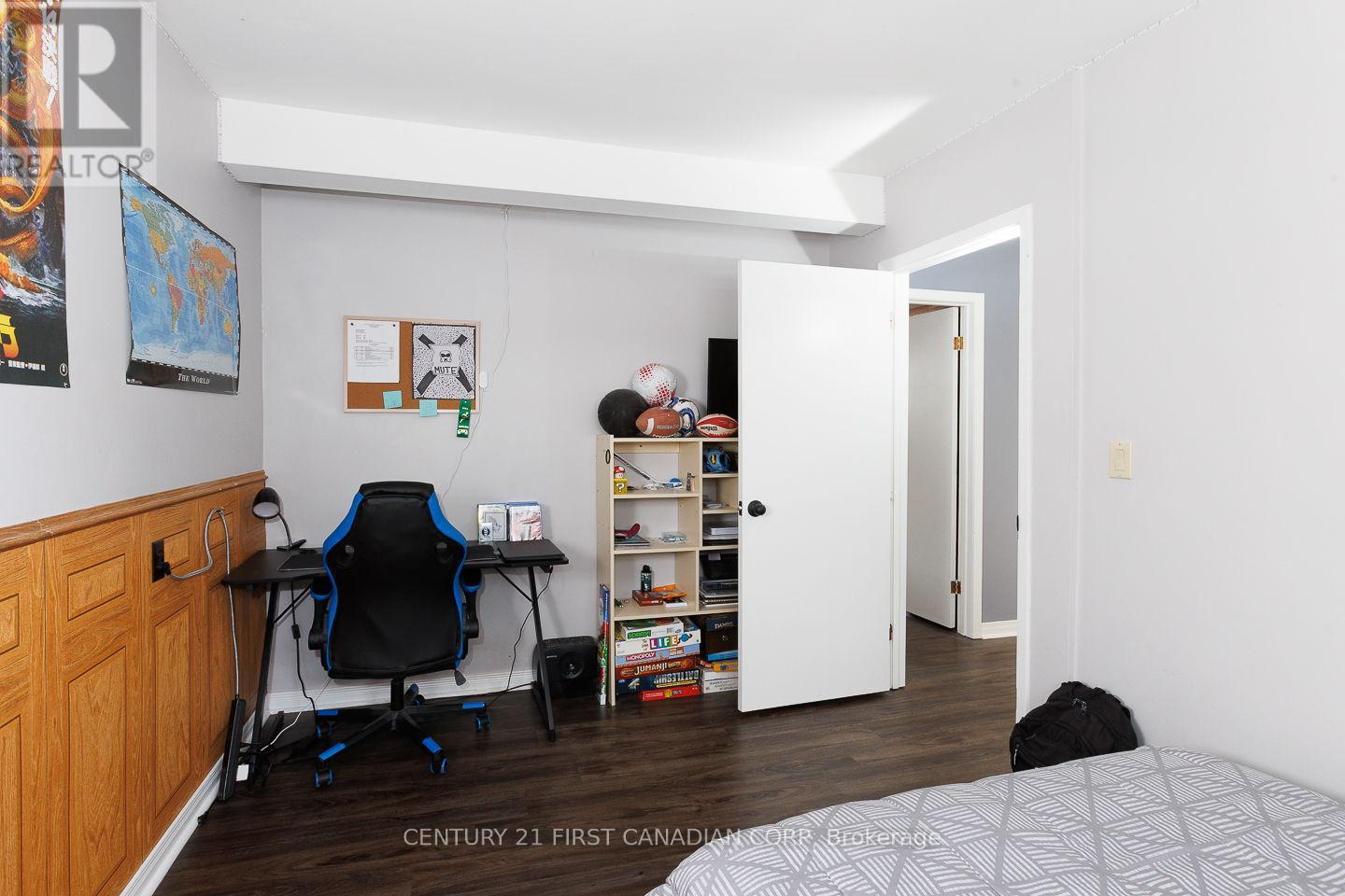 1227 Victoria Drive, London East, Ontario  N5Y 4E3 - Photo 15 - X12730526