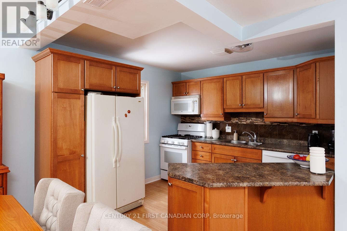 1227 Victoria Drive, London East, Ontario  N5Y 4E3 - Photo 17 - X12730526