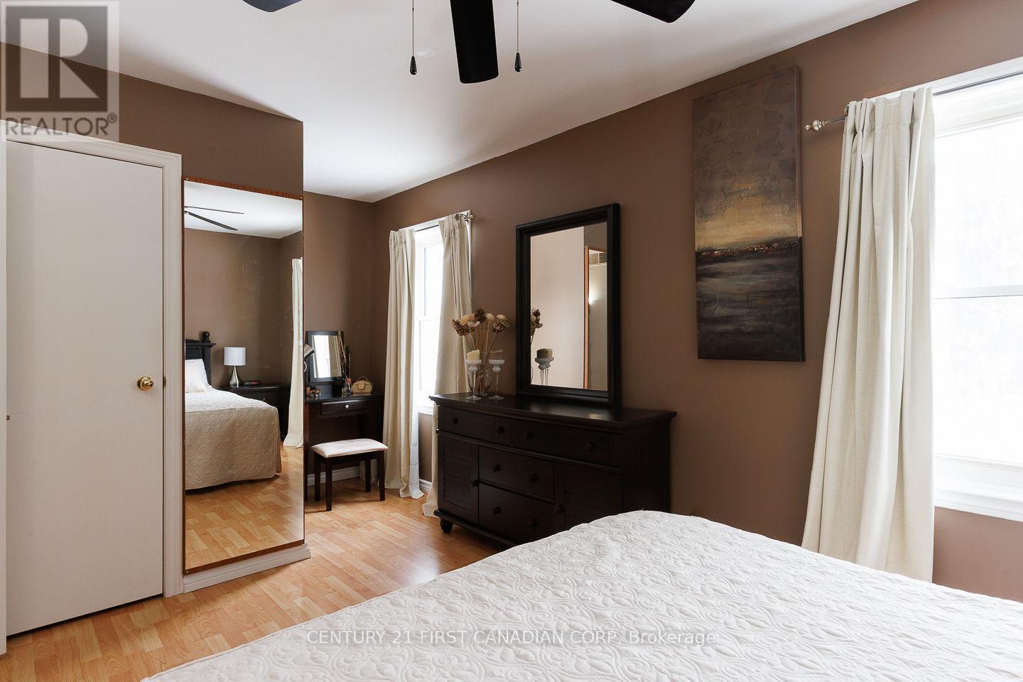 1227 Victoria Drive, London East, Ontario  N5Y 4E3 - Photo 25 - X12730526